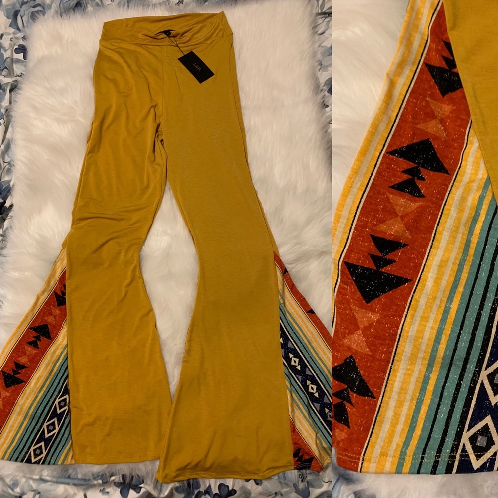 L&B Medium yellow aztec flare leg pants - Picture 2 of 8
